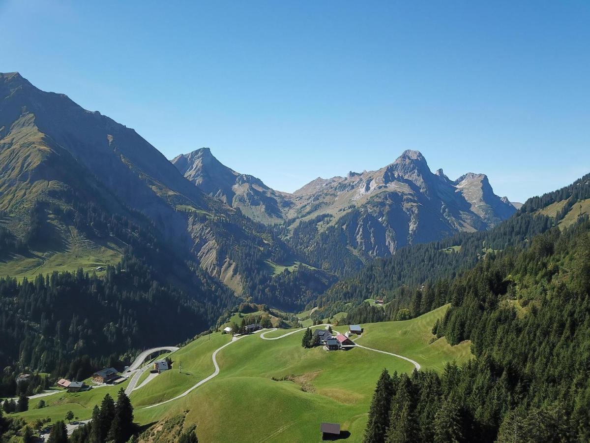 Apartment In Schroecken Near Ski Area المظهر الخارجي الصورة